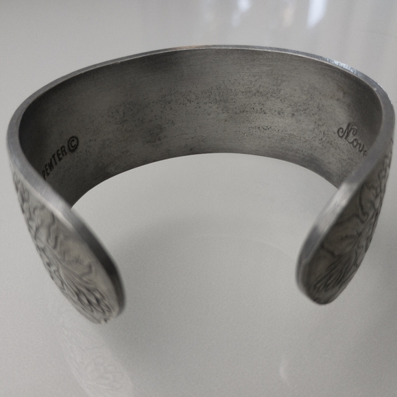 Vintage Bracelet Salisbury Pewter Flower of the Month November Cuff Accessories - Picture 6 of 6